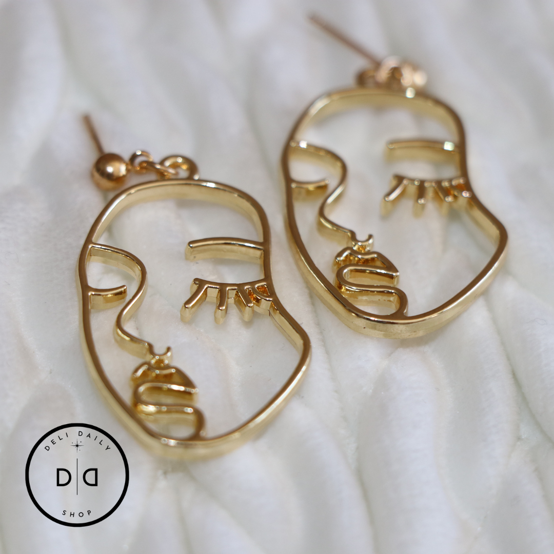 Golden Expression Earrings